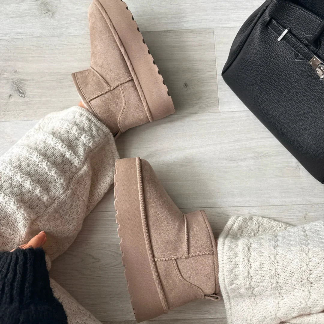 Gefütterte Plateau-Stiefel für Damen