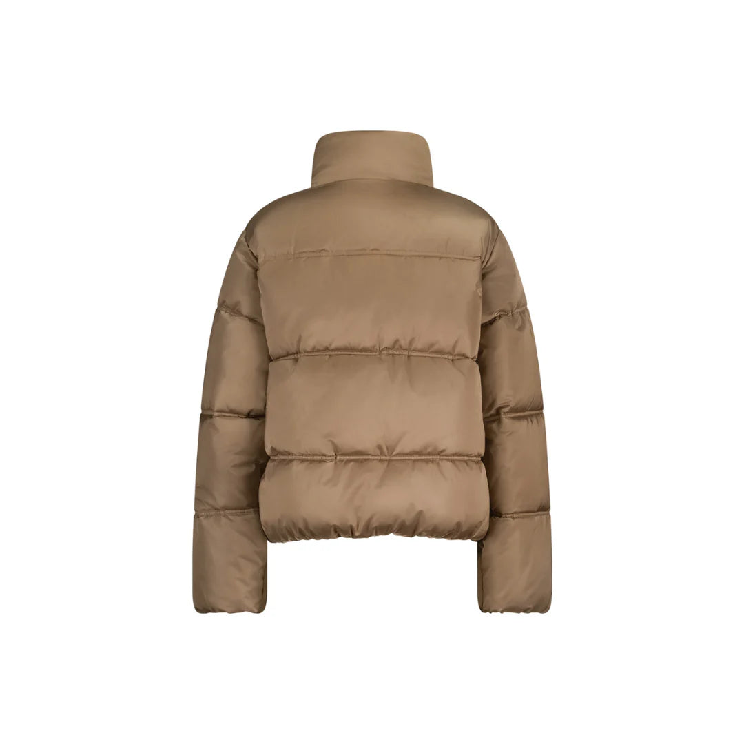 Kurze Pufferjacke Damen | Isolierende Außenschicht