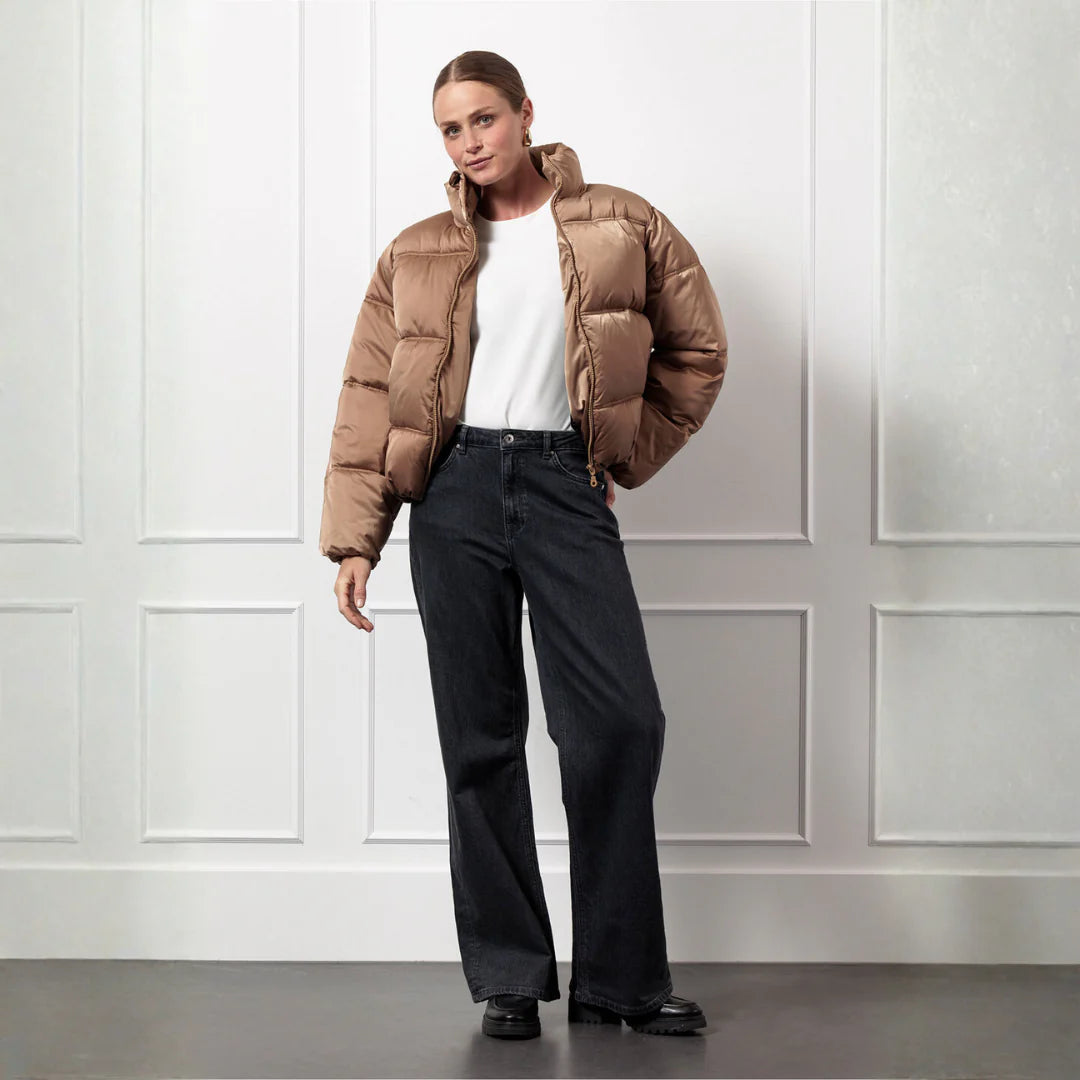 Kurze Pufferjacke Damen | Isolierende Außenschicht