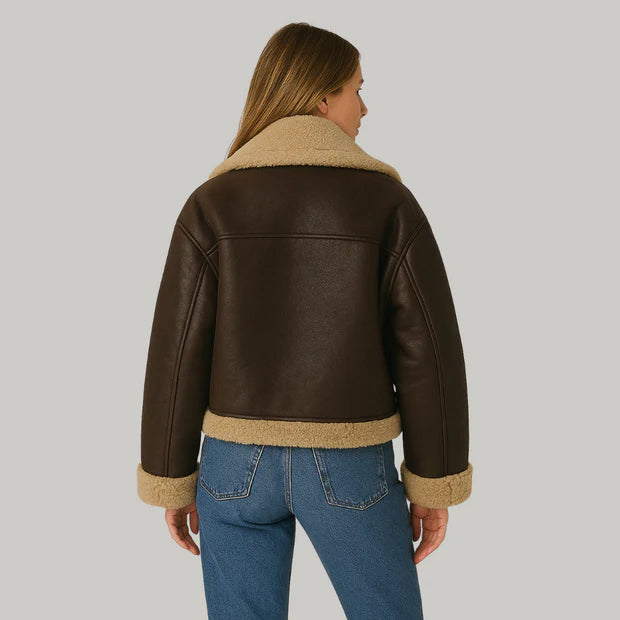 Kurze Teddy Jacke für Frauen | Reißverschluss mit Taschen